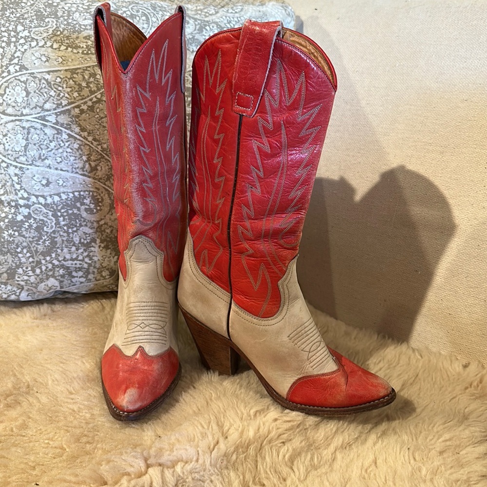Urban Cowboy - Vintage Western Cowboy boot
